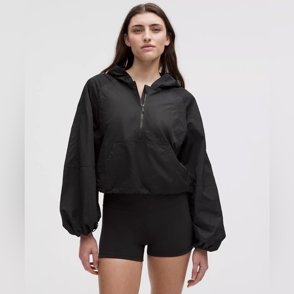 Lululemon Windbreaker Jacket Womens 4 Black 1/2 Zip Hooded Cropped Running
